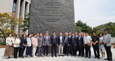 [영상] ‘무명의병포럼’·‘양평의병기념사업회’, 국회의장 초청 국회상징석·독립기억광장 방문  (경기일보, 2025.09.15)